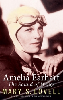 Amelia Earhart : The Sound of Wings, Paperback Book Amelia Earhart : The Sound of Wings, Paperback Book