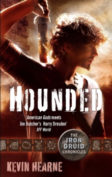 Hounded : The Iron Druid Chronicles, Paperback Book Hounded : The Iron Druid Chronicles, Paperback Book