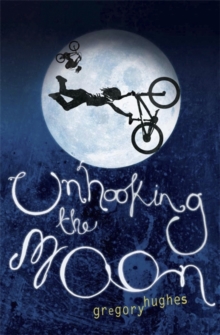 Unhooking the Moon, Paperback Unhooking the Moon, Paperback